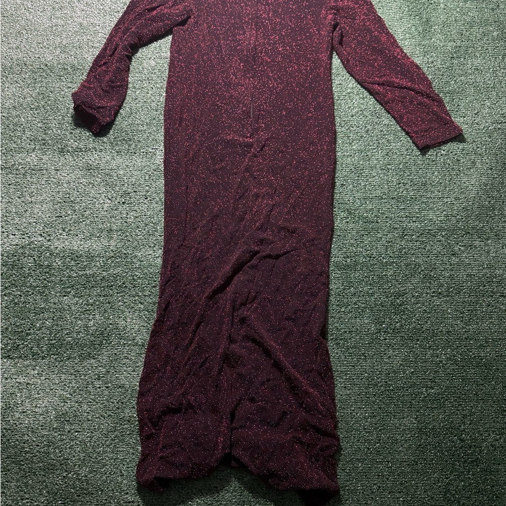 Elegant Burgundy Long Sleeve Dress